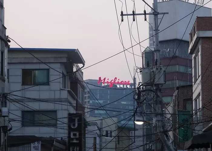8 モーテル *